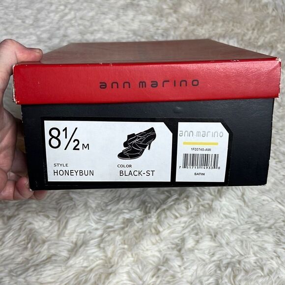 Ann Marino Honey Bun Black Satin Ruffle Heels Size 8.5 New - Picture 7 of 8